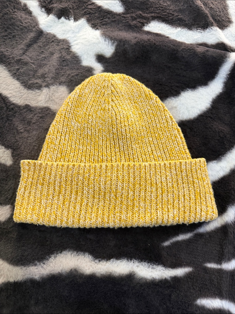 Old Navy Marled Mustard Knit Cuffed Beanie